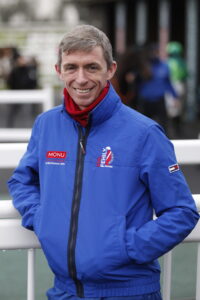 20J2979 David Crosse