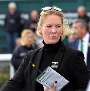 78F2410 Libby O’Flaherty