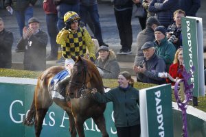 78F4849 Dancing City