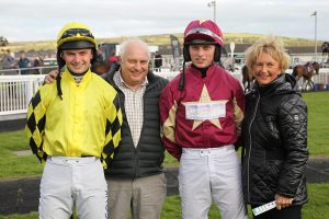 B96E0097 The Bowen Family