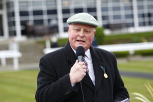 16B2217 Graham Orange