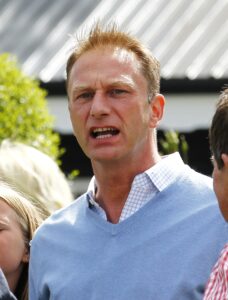 16B3731 Martin Cruddace