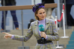 16B5574 Francesca Cumani
