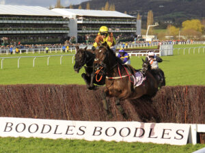 16B9726 Galopin Des Champs