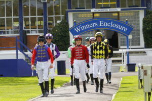 78F9191 Windsor jockeys