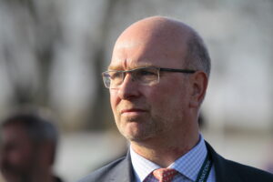 96E0231 Dickon White