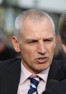 C16B6981 Paul Bittar