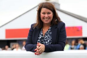 D20J8426 Julie Harrington