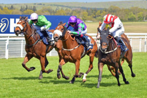 240504 0146 Royal Dress