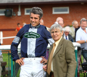 C16B4374 Willie Carson