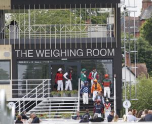 20J9874 Worcester Jockeys New Weighing Room