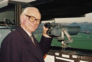 000067 Sir Peter O’Sullevan