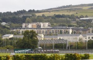 78F0385 Leopardstown scene