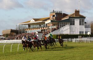 C16B9109 Folkestone bend