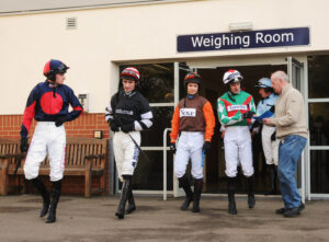 DSC 6583 Jockeys at Huntingdon