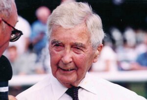 R001 012 Dick Francis