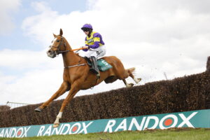 16B8056 Marvel De Cerisy