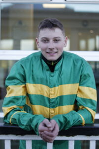 20J5532 Benjamin Macey