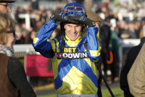 20J6552 Tom Cannon