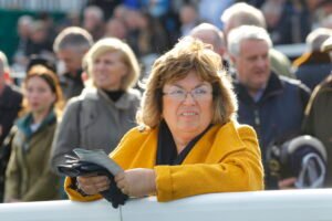 78F5207 Janet Davies