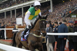 78F8348 Favour And Fortune