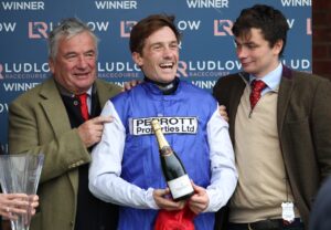 FV1E3128 Sam Twiston Davies