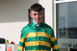 FV1E9749 James Smith