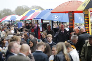 20J4052 Bookmakers in the Betting Ring at Uttoxeter