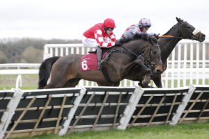 20J5274 Catch Him Derry