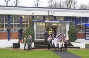 16B3148 Windsor Jockeys