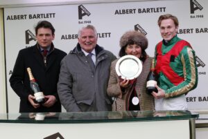 20J5610 David Cottin   Prof Tisdall   James Reveley