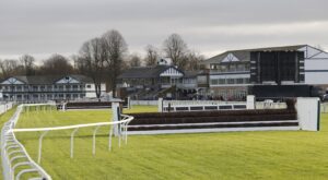 20J5669 Windsor National Hunt