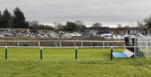 20J5674 Windsor Water Jump