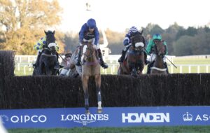 20J8771 Hold That Taught