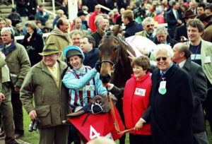 R001 004 Best Mate 2002