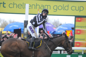 DSC 1780 Imperial Commander