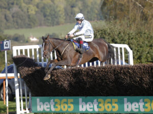 20J1879 The Kniphand