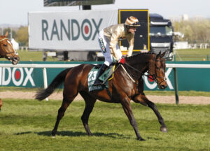 20J3611 Broadway Boy