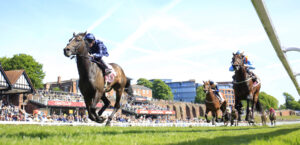 16B7788 Lambourn