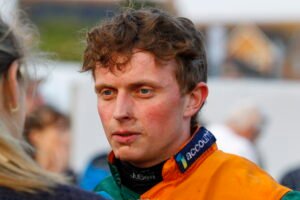78F0624 James Bowen