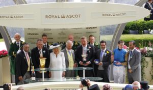 78F3740 Lazzat presentation
