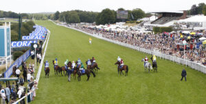 20J4033 Goodwood start