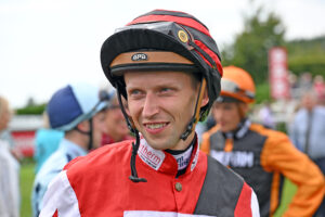 2508230038 Alastair Rawlinson