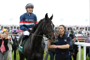 FU0E5200 Calendar Girl