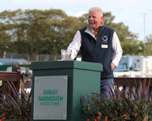 FU0E6520 Richard Aldous