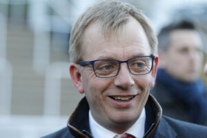 16B2170 Warren Greatrex