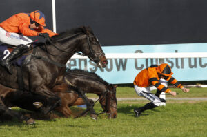 20J0267 Art Of Diplomacy   Coco Mademoiselle