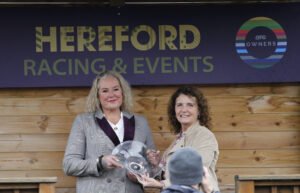 20J0734 Kathy Turner