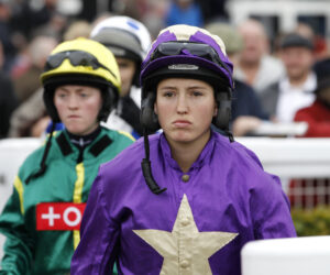 20J1000 Miss Molly Legg