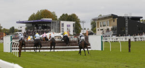 20J8445 Worcester scene